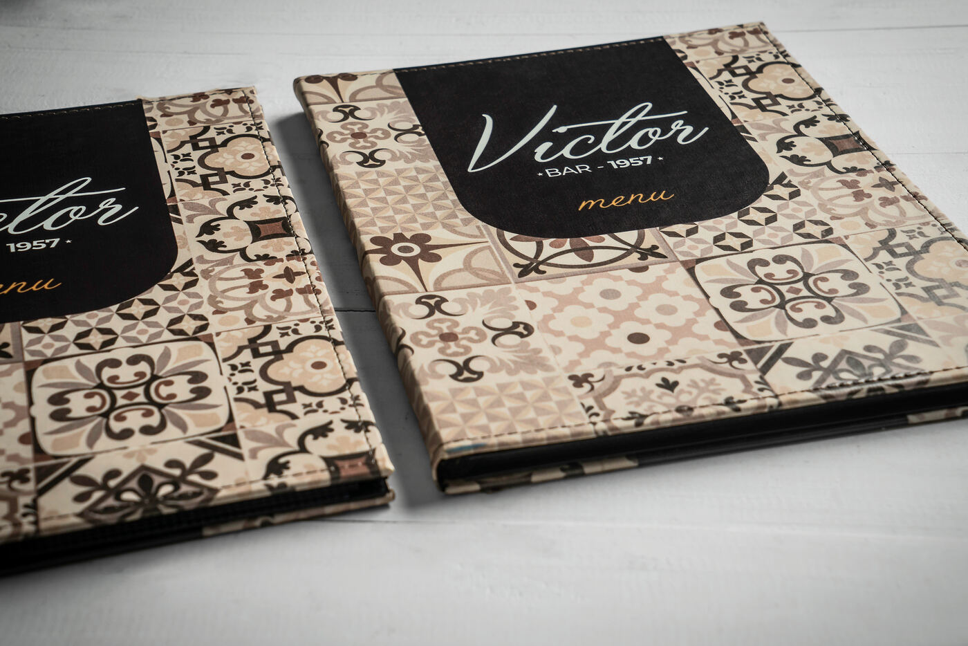 cardápio em couro impresso personalizado