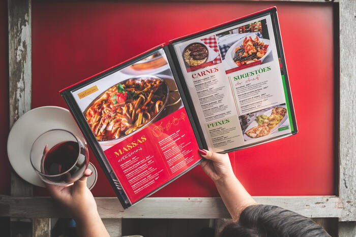 cardápio em couro sintético para cantina italiana